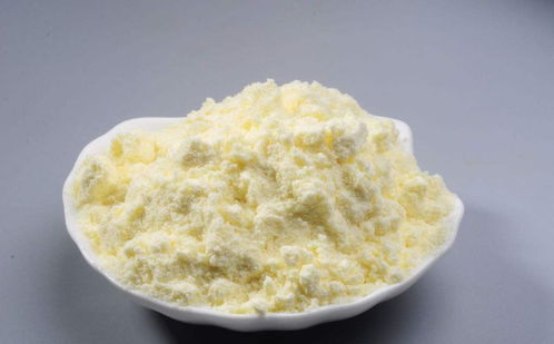 法国乳业再爆丑闻 激素奶粉下架未除，又见抗生素混入奶牛饲料，跨国合作成关键